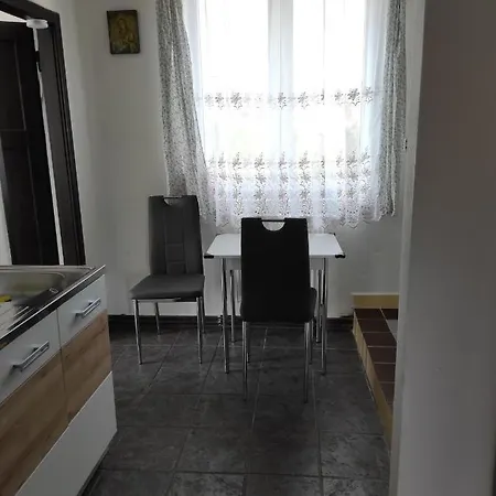 U Lesa Apartment *